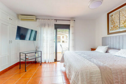 92ddd4fc77763ffeff5af749d0581a88 - 11