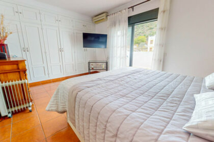 92ddd4fc77763ffeff5af749d0581a88 - 9