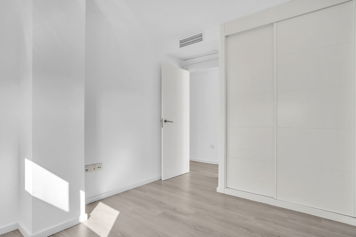 9366be48407099af9164d0c1f58e95c4 - 17