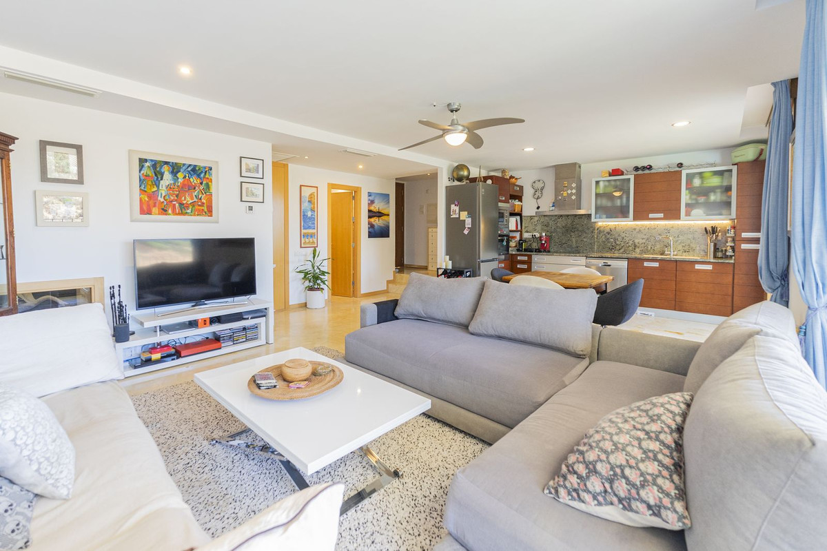 94bc1be3468ea62954068b496678da7c - 16