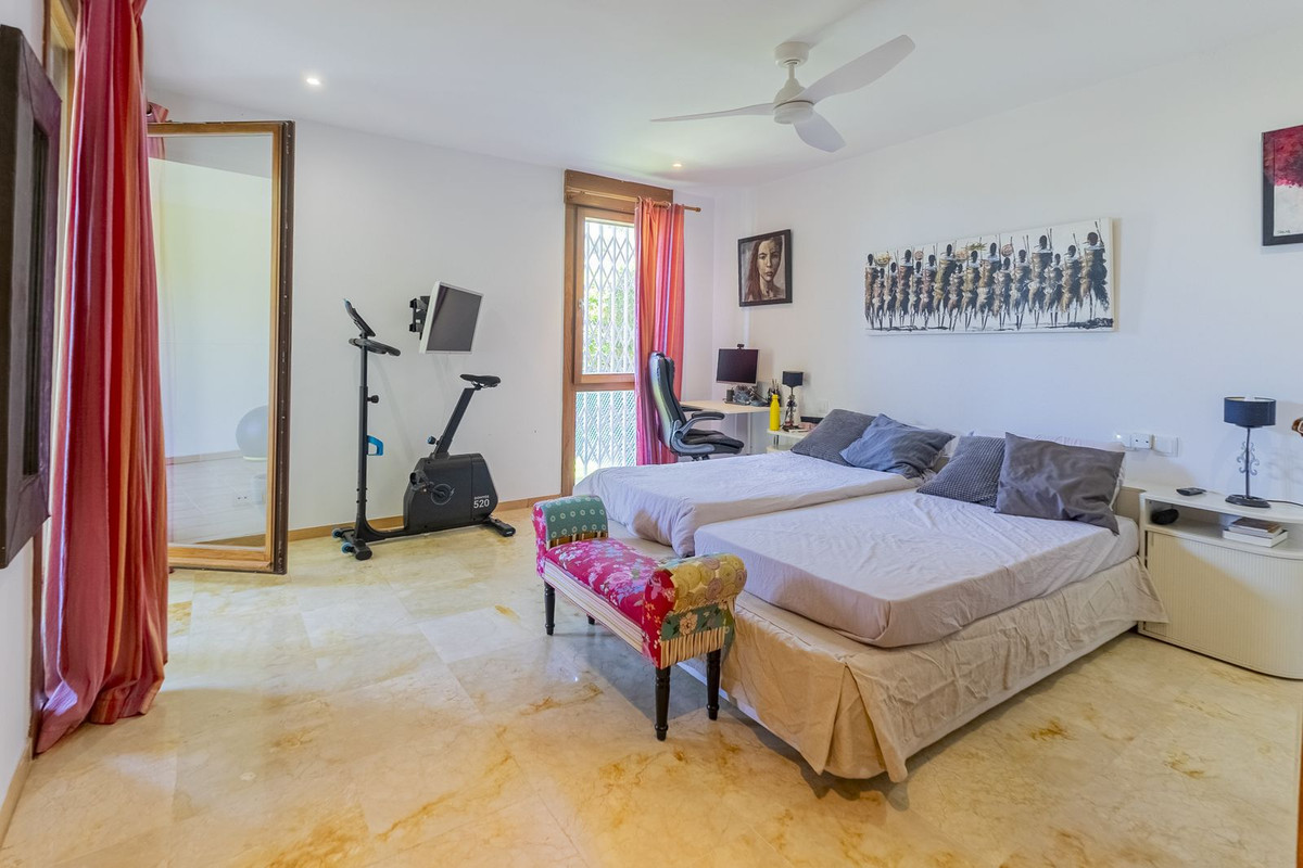 94bc1be3468ea62954068b496678da7c - 32