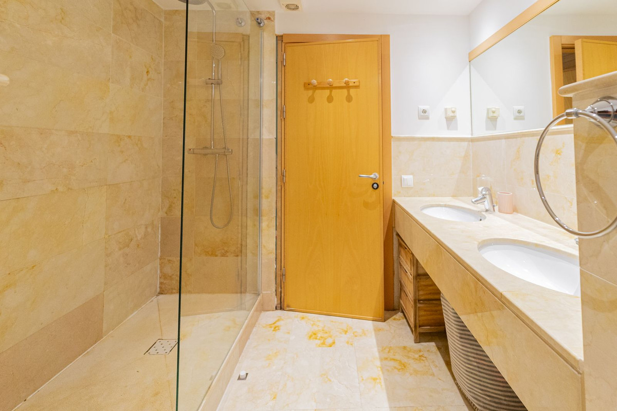 94bc1be3468ea62954068b496678da7c - 39