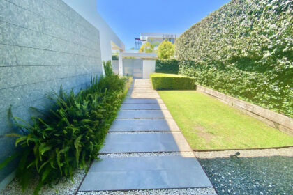 9600efe5694af83ec0df811a9bf81119 - 11