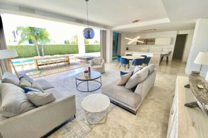 9600efe5694af83ec0df811a9bf81119 - 12