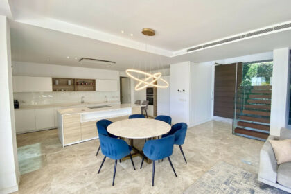 9600efe5694af83ec0df811a9bf81119 - 14