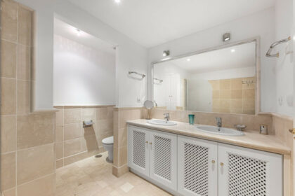 96330111fc688d9171493bbf3efbc707 - 20