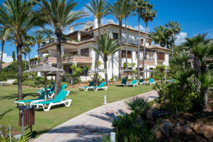 97113704c1b6e32f6a127a2f6817d6a6 - 15