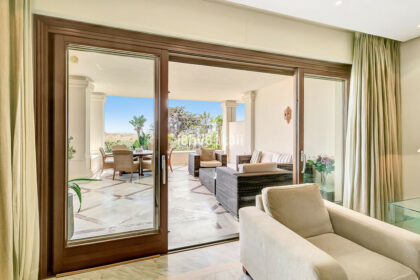 97113704c1b6e32f6a127a2f6817d6a6 - 22