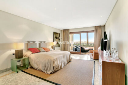 97113704c1b6e32f6a127a2f6817d6a6 - 24