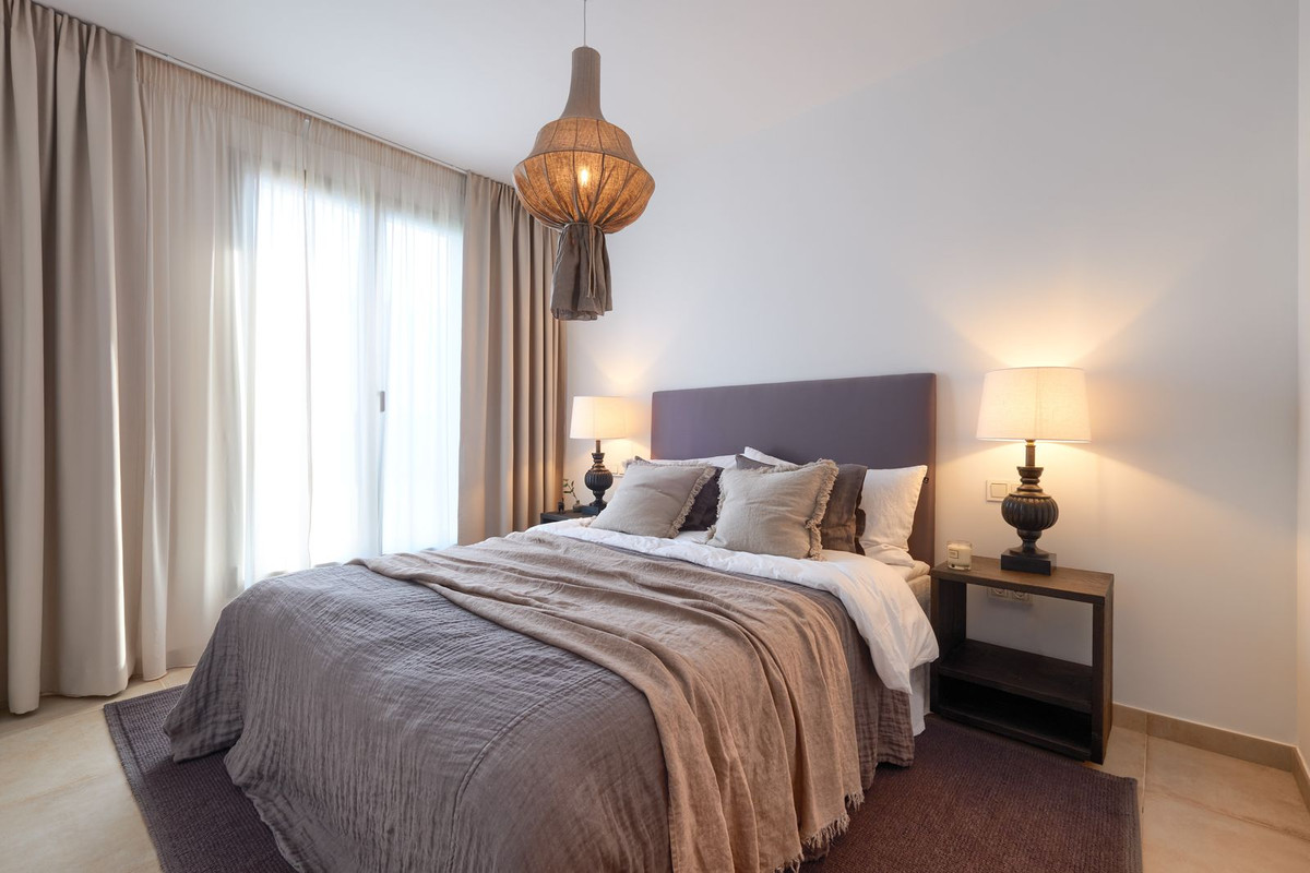 985e6bac08fd04343f2b00b27861d3e6 - 20