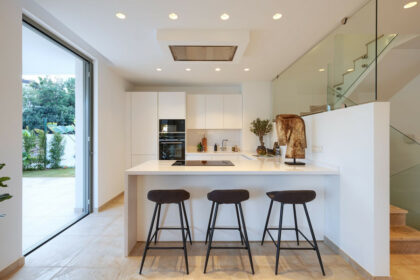 985e6bac08fd04343f2b00b27861d3e6 - 3