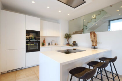 985e6bac08fd04343f2b00b27861d3e6 - 6