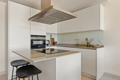 9b9e394861fa0a48387173622bdaea32 - 12