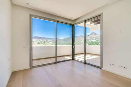 9c62ff48969b10ddb1e97c0ad1d911f0 - 18