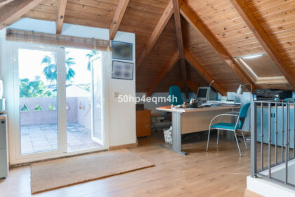 9cbc4b40ed18194660fc7838d8f5719f - 11