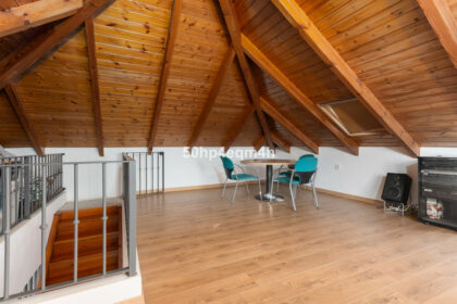 9cbc4b40ed18194660fc7838d8f5719f - 23