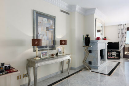 9ce526c0610a4f434b383af50352e176 - 14