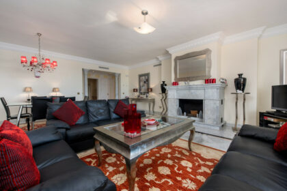 9ce526c0610a4f434b383af50352e176 - 16