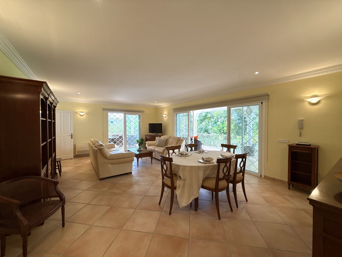 9e2a945aca894c84a71056081cf856ab - 4