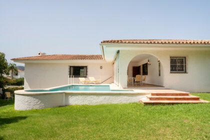 9fdd9908814853979eb041be3f0ea8ff - 24