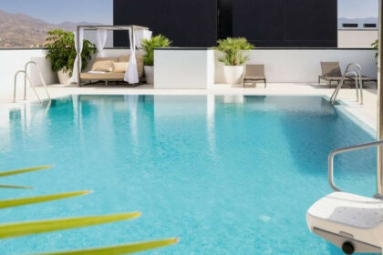 a15d25e434f3d82d13761cbfdc4c11ac - 12