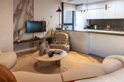 a15d25e434f3d82d13761cbfdc4c11ac - 13