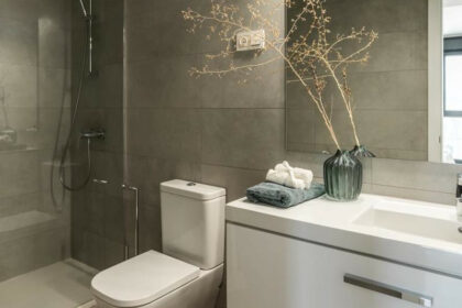 a15d25e434f3d82d13761cbfdc4c11ac - 18