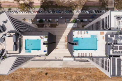 a15d25e434f3d82d13761cbfdc4c11ac - 21