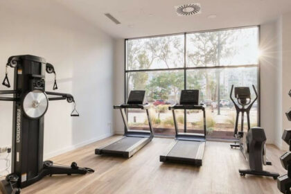 a15d25e434f3d82d13761cbfdc4c11ac - 24