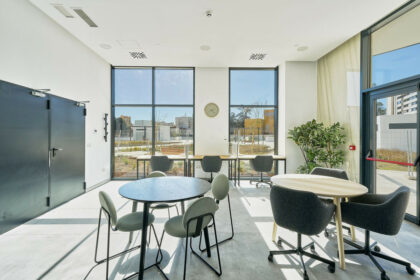 a4502ceff5dfb2e56a1d04b1787a8d1b - 11