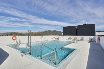 a4502ceff5dfb2e56a1d04b1787a8d1b - 4