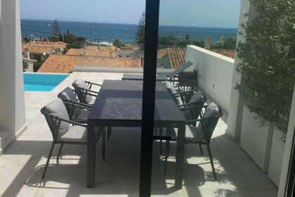 a57e2e0ffde3998050e637a24dcb596a - 11