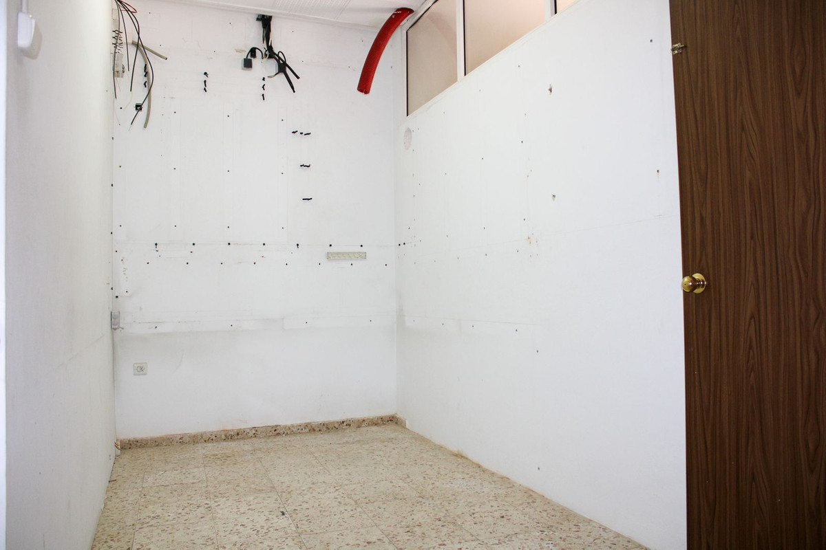 a6f10a05a68e36c4e1d6034da705a1bd - 13