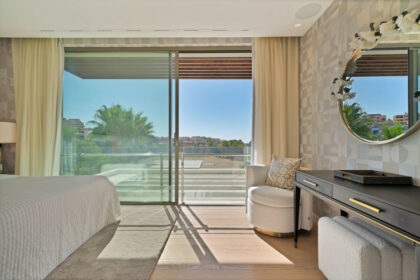 a72e622ecb82e9b315cc3280d1519a7e - 14