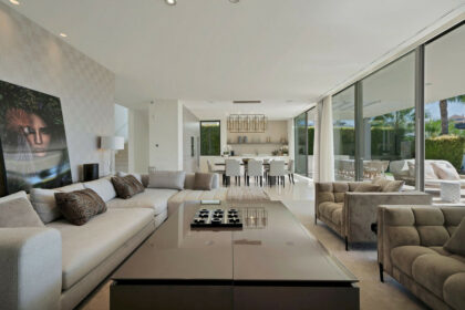 a72e622ecb82e9b315cc3280d1519a7e - 9