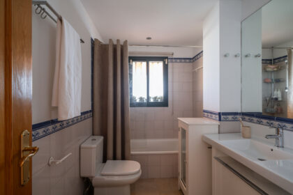 a8406560b1ad6c0cb9125178ace44d2a - 20