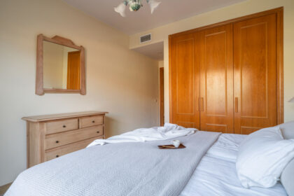 a8406560b1ad6c0cb9125178ace44d2a - 27