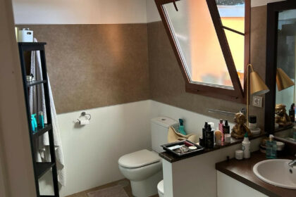 ae06ba511771a0c0250554734279f7ff - 12