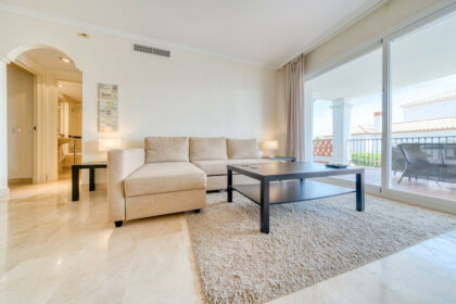 aec0b6641bfb139f56c7ae0bfe056a10 - 16