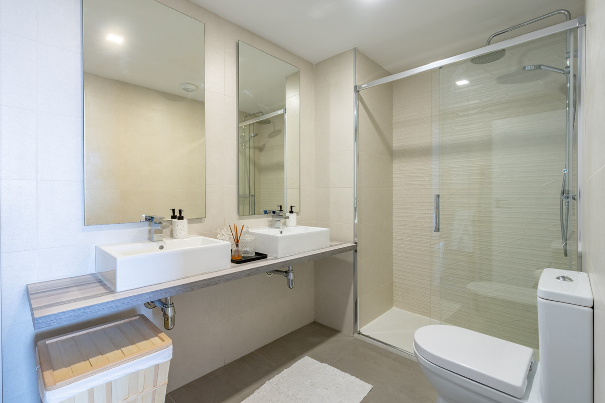 af5af6718da017a180522d1eeb28b1a9 - 14