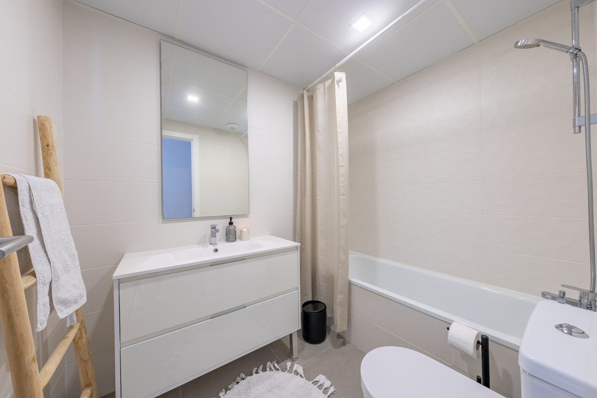 af5af6718da017a180522d1eeb28b1a9 - 16