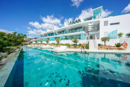 af6c3064c6231113485cd92220073f69 - 1