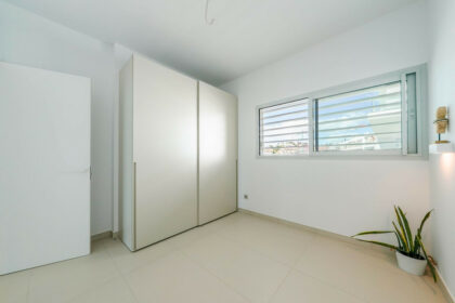 af6c3064c6231113485cd92220073f69 - 17