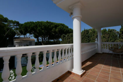 afa81cc2bed43d39068542166ee1ed65 - 22