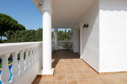 afa81cc2bed43d39068542166ee1ed65 - 23