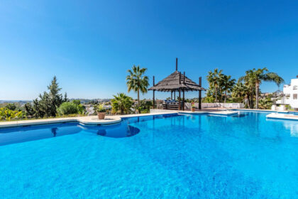 afc6899341abecaec8266a914887898f - 14