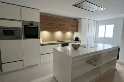 afc6899341abecaec8266a914887898f - 16