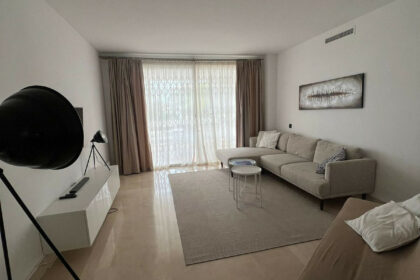 afc6899341abecaec8266a914887898f - 20