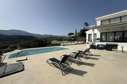 b1a5b9b4856ab662f5f68c17ec63a707 - 2