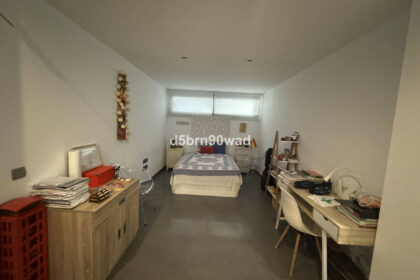 b1a5b9b4856ab662f5f68c17ec63a707 - 24